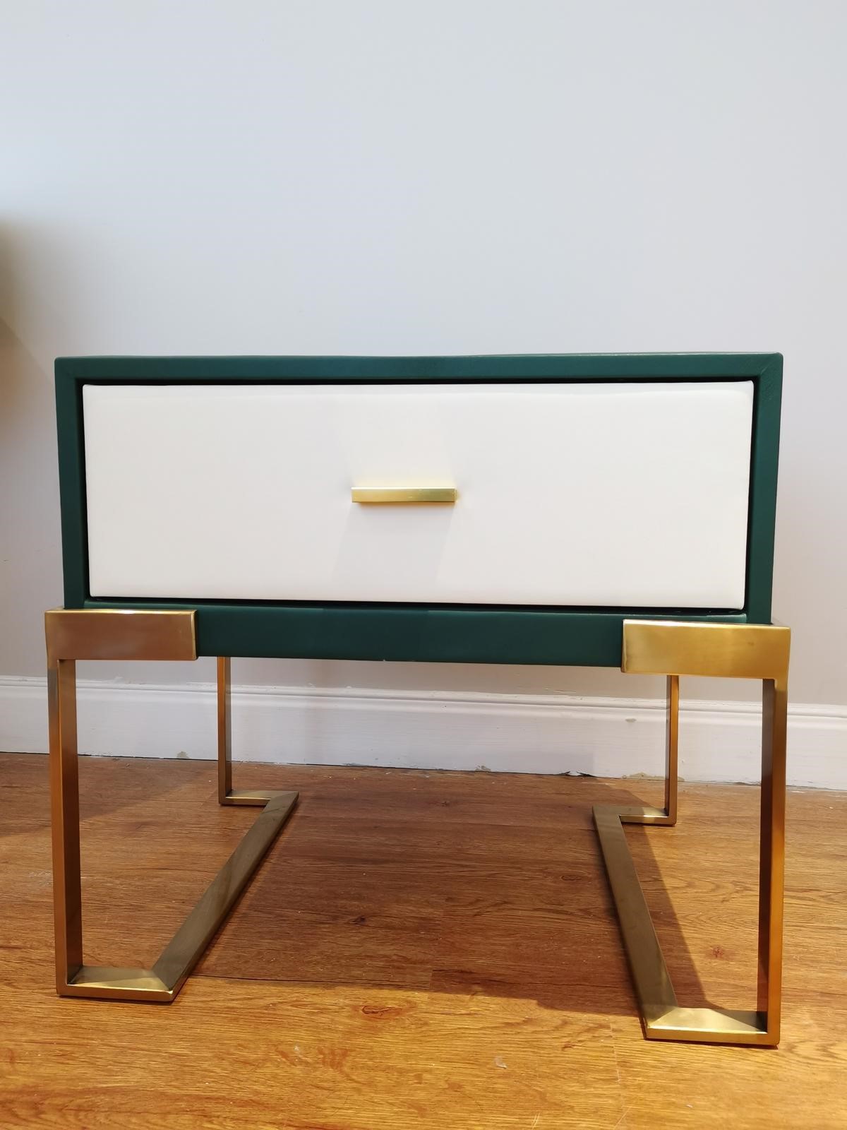 Design Nacht Tisch Konsole Metall Glanz Tische Konsolen Schlaf Zimmer Beistell 1