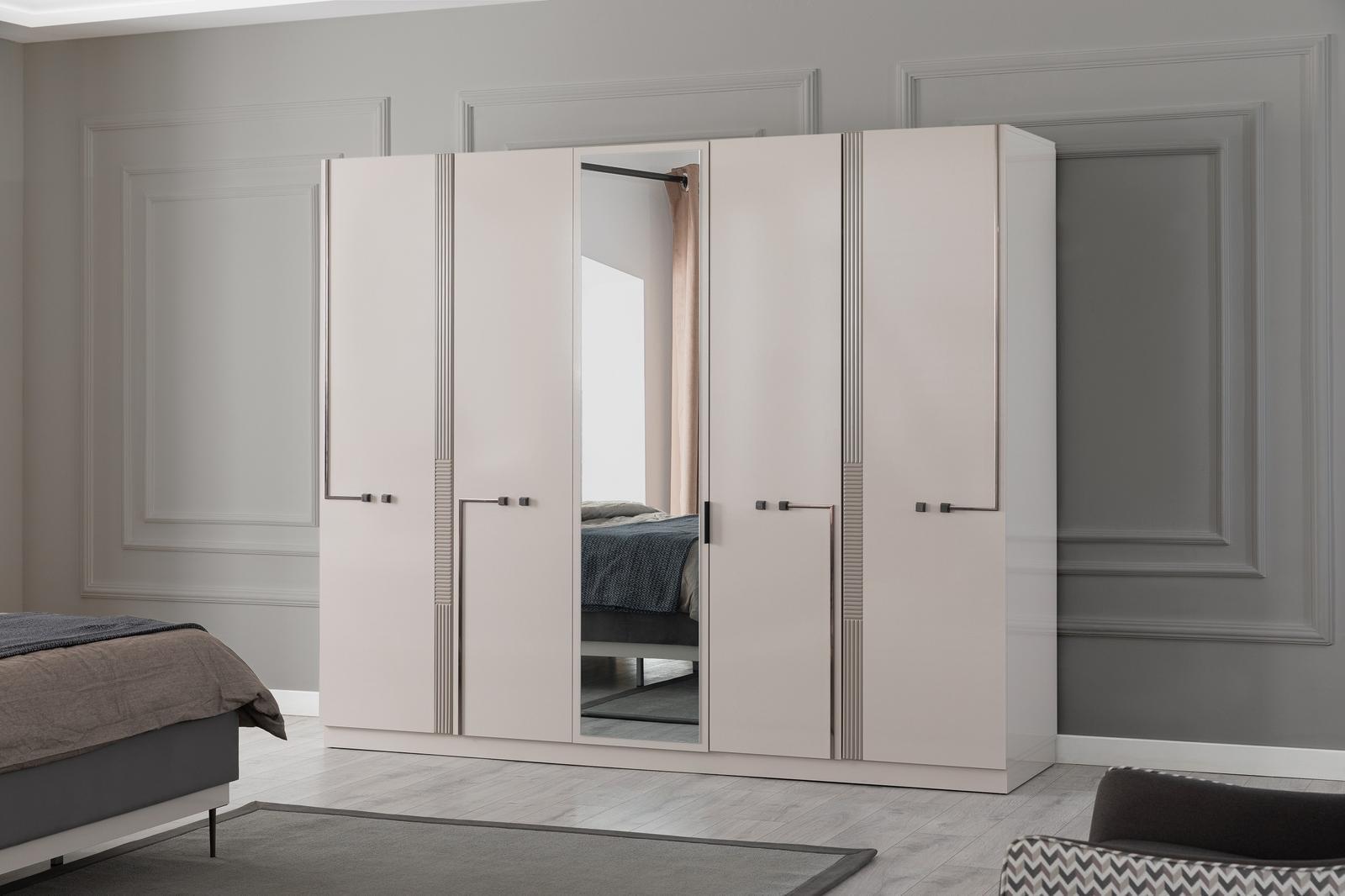 Moderner Kleiderschrank Designer Schlafzimmer Schränke 4-türiger Schrank