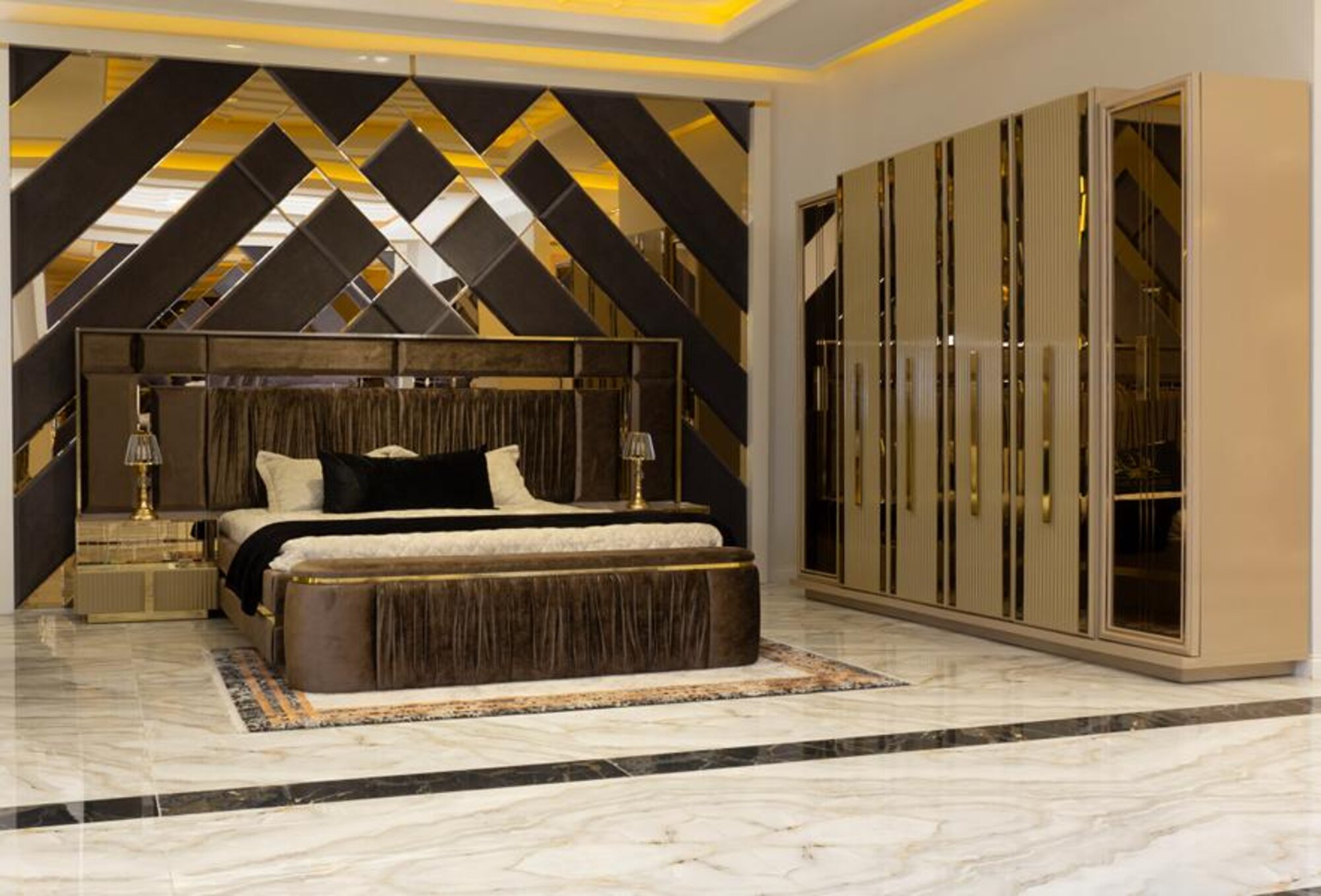 Bett Bank 2x Nachttische Kleiderschrank Gold Edelstahl Schlafzimmer Luxus 5tlg