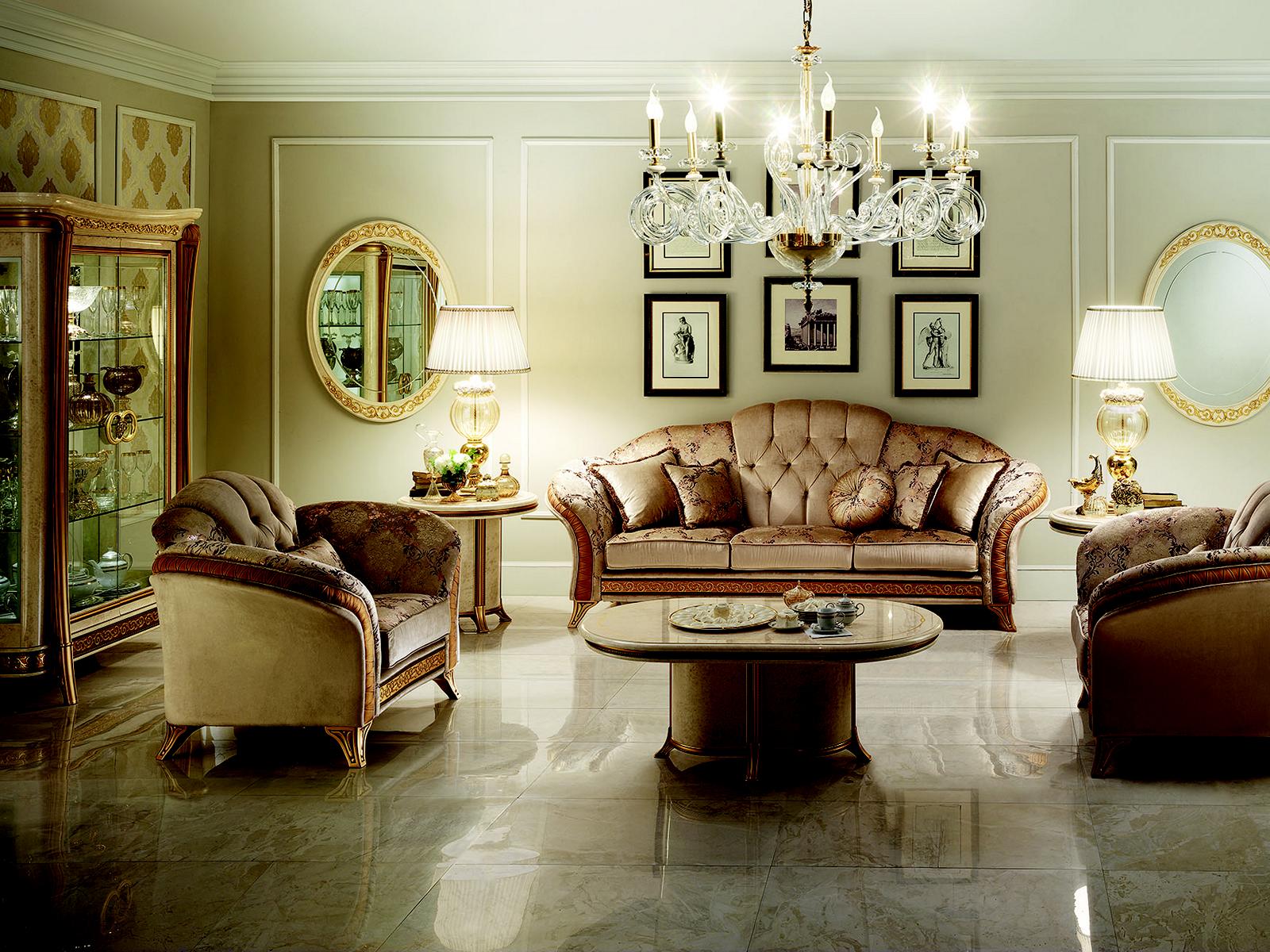 Luxus Klasse 3+1+1 Italienische Möbel Sofagarnitur Couch Sofa Neu