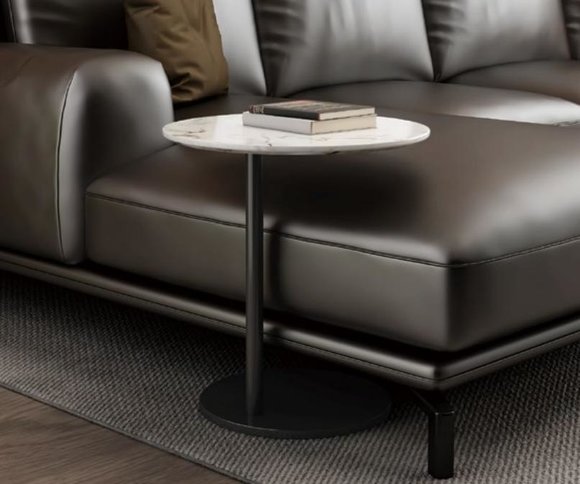 Runder Beistelltisch im Wohnzimmerdesign: Eleganter Tisch für Sofa und mehr