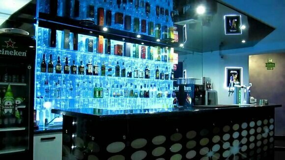 LED Regal Bar Wasser Wand Säule Beleuchtete Wasserwände Bar Theke Regal Möbel