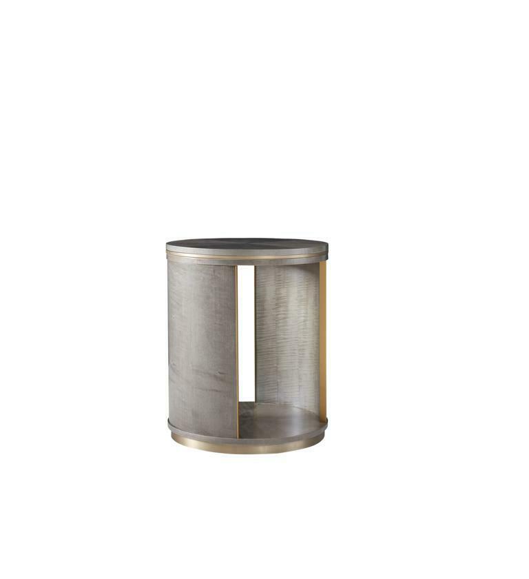 Wohnzimmer Beistelltisch Couchtisch Kommode Tische Konsolen Design Schrank Neu