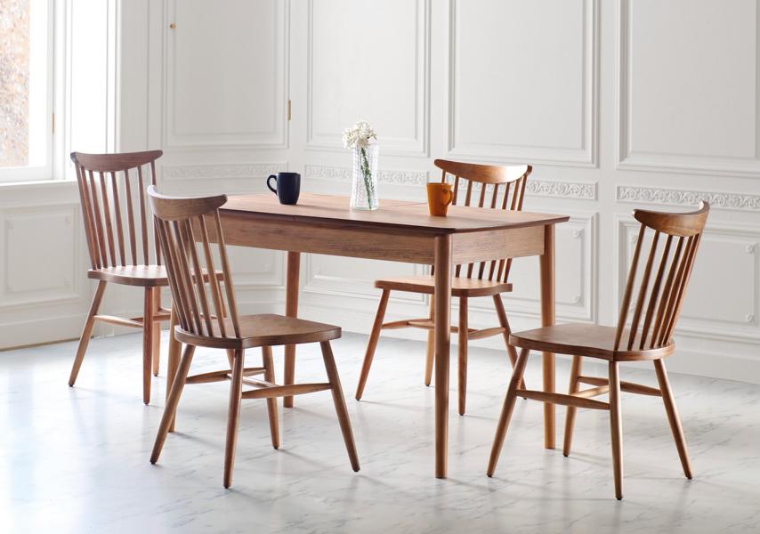 Esszimmer Set Garnitur Braun Tisch 4x Stühle Design Modern Möbel Luxus Esstisch