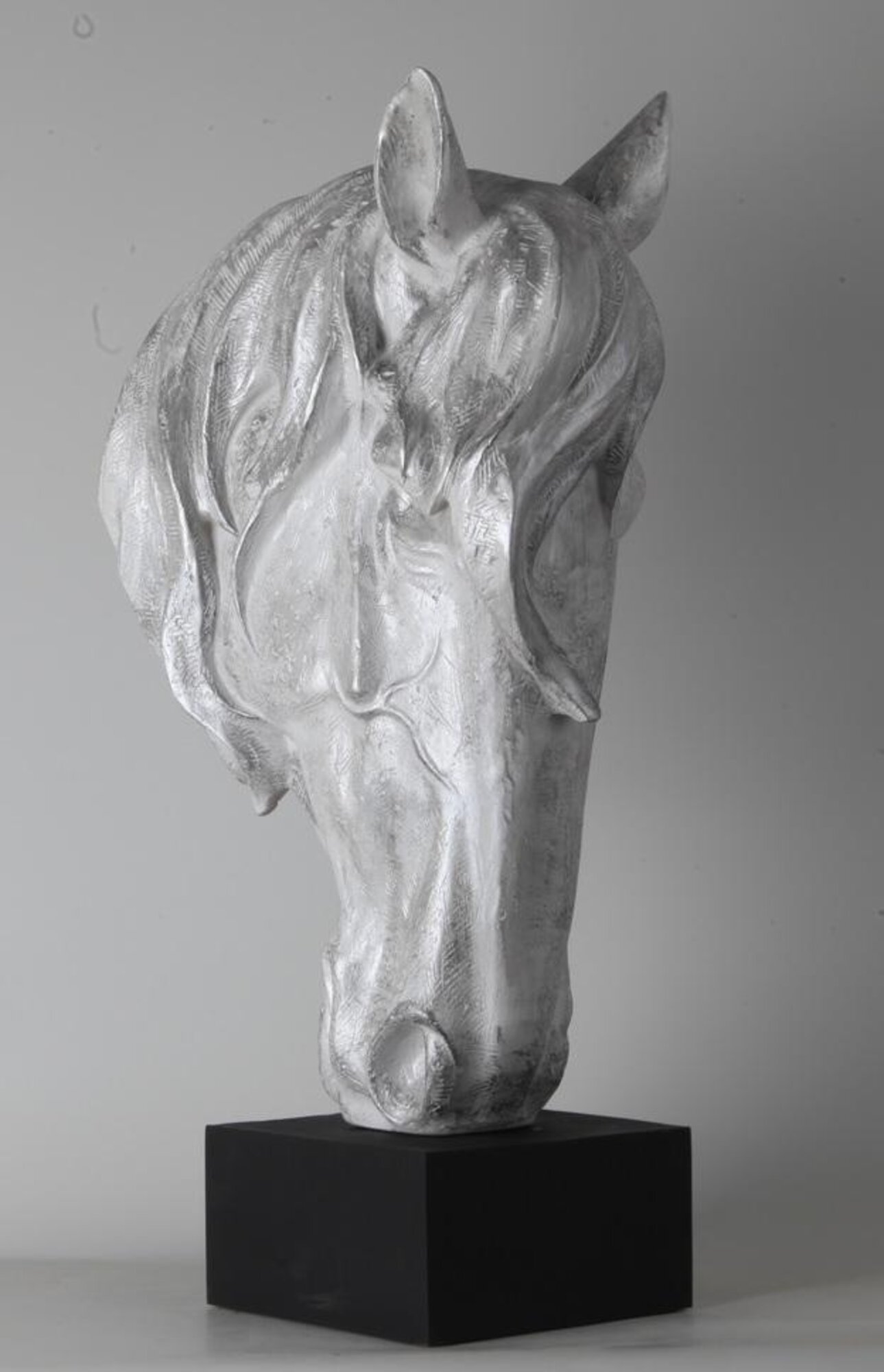 Design Pferd mit Sockel Figur Statue Skulptur Figuren Skulpturen Dekoration Deko