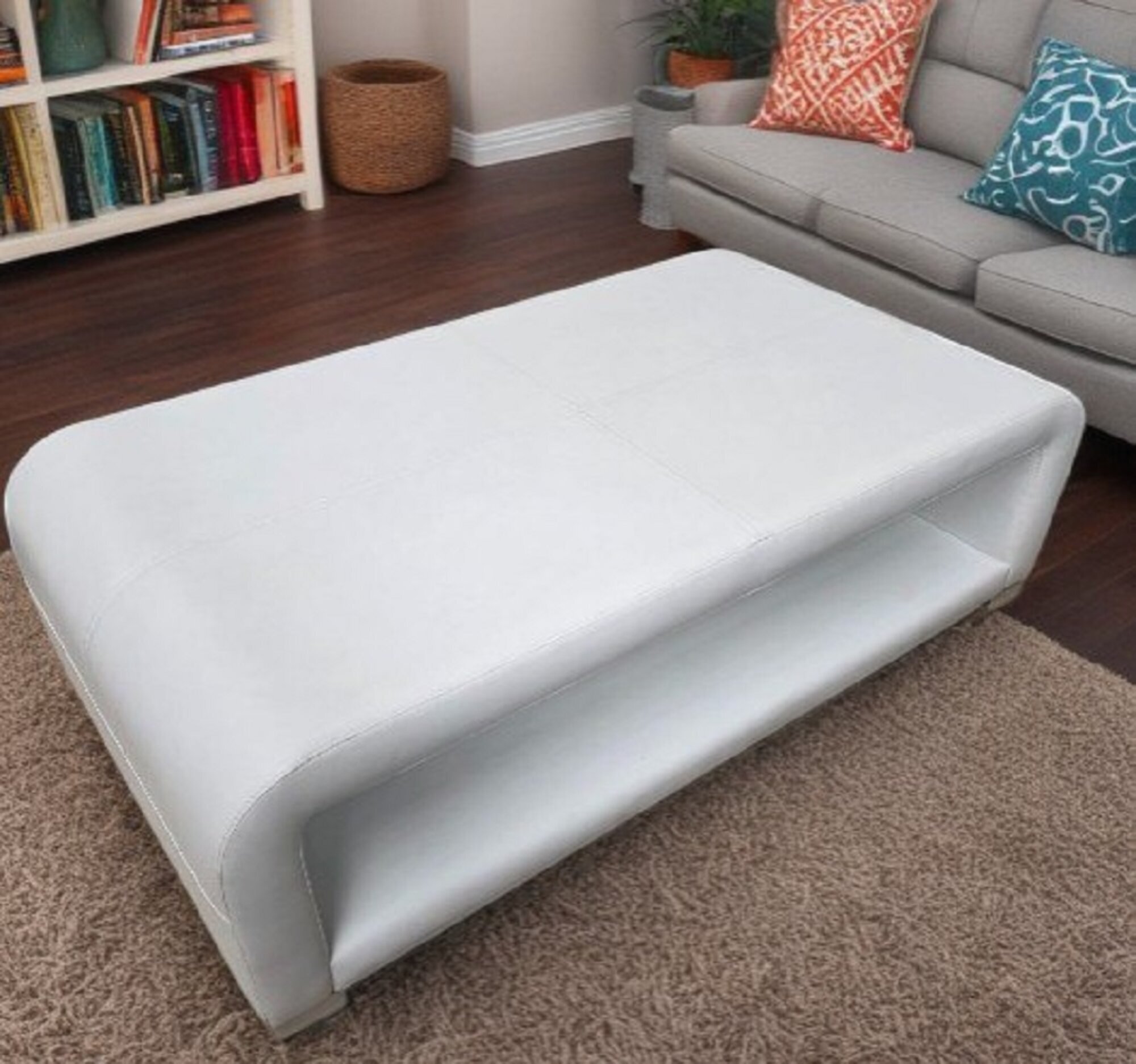 Design Modern Couch Sofa Tische Wohnzimmer Gepolstert Leder Tisch Weiß Sofort