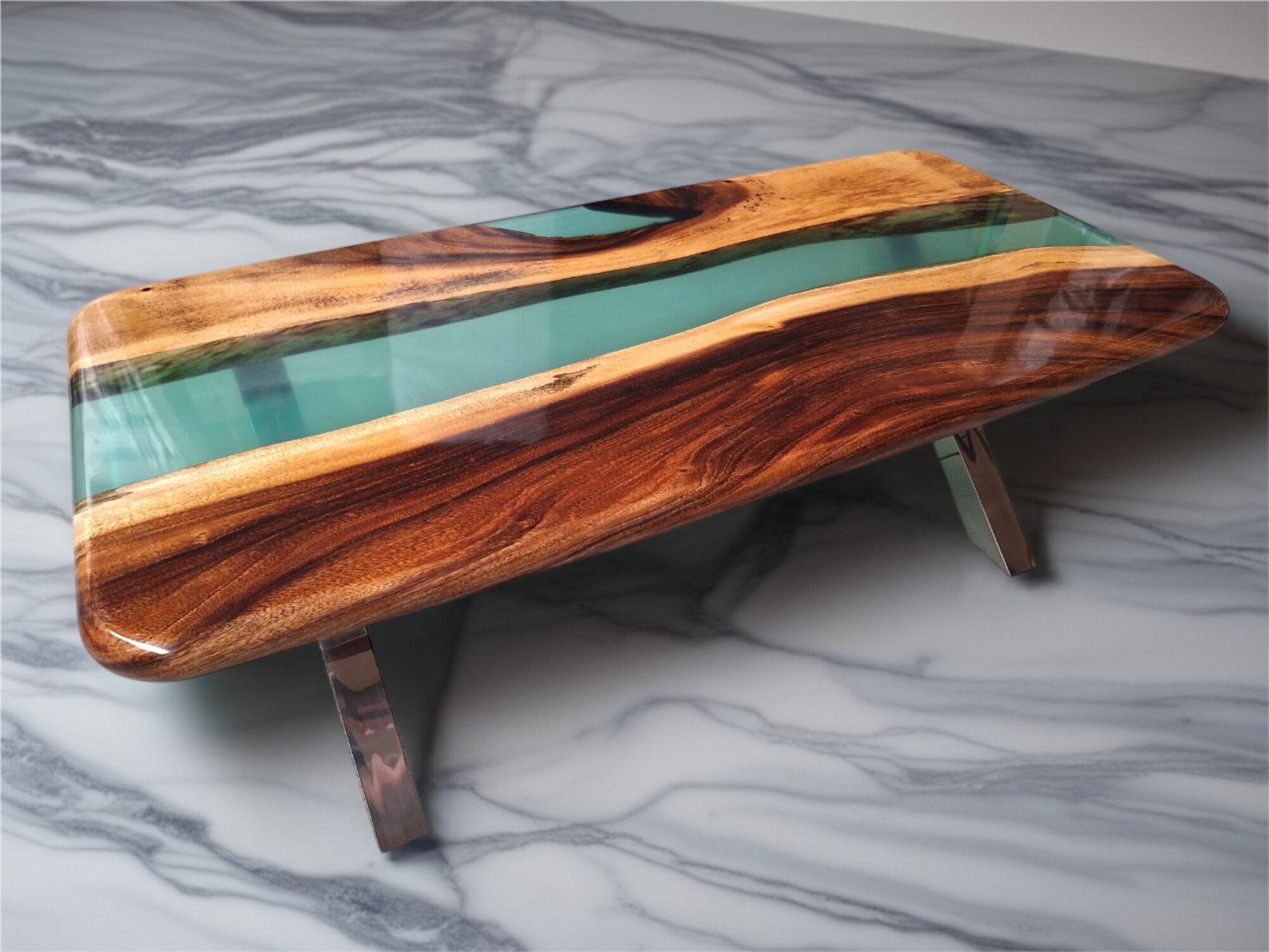 Epoxidharz-Esstisch – Designermöbel mit einzigartiger Oberfläche aus Gießharz Sofort