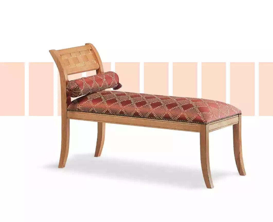 Klassische Chaiselongue Wohnzimmer Lounge Sitzmöbel Neu Textil Möbel