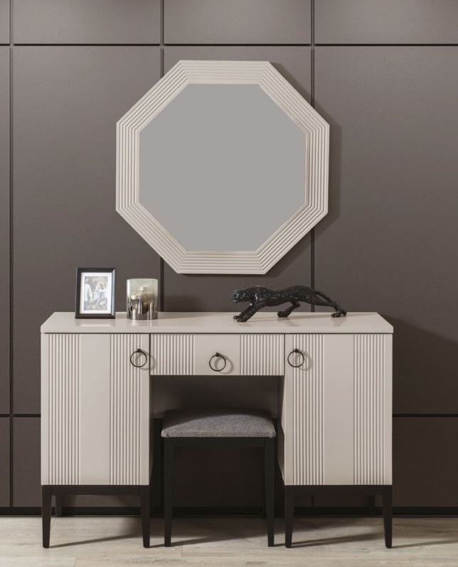 Schminktisch mit Spiegel Schlafzimmer Set Modern Design Luxus