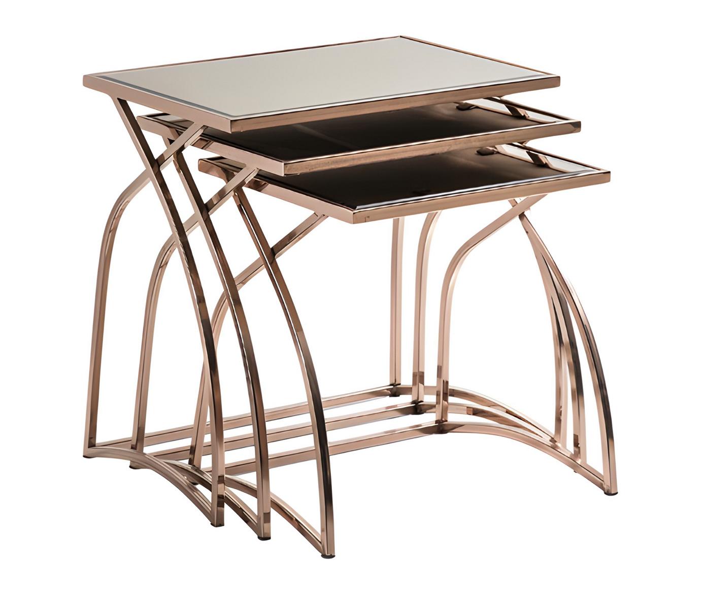 Einfache und doch raffinierte kompakte Beistelltische mit klaren Linien