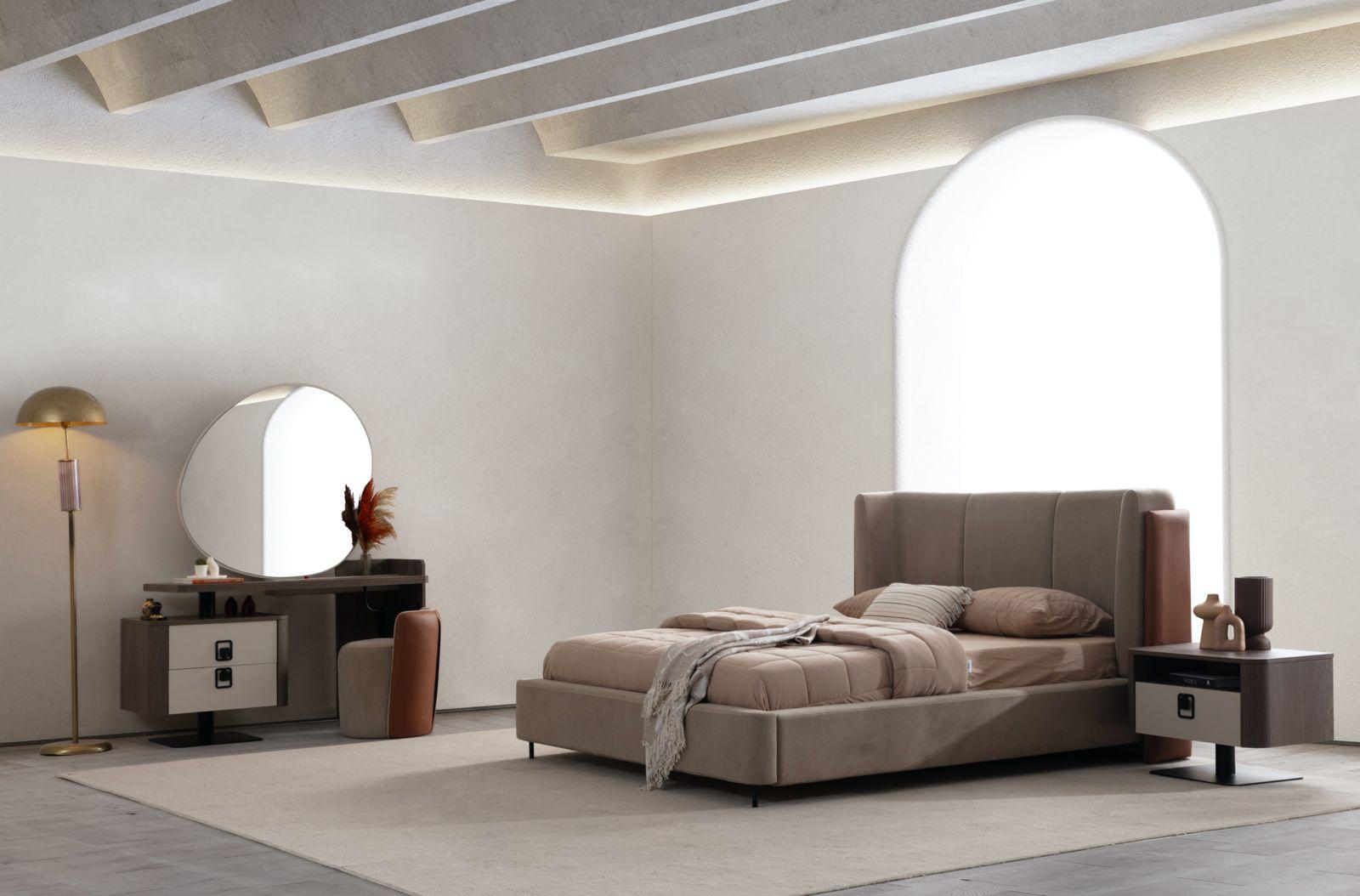 Elegantes Schlafzimmer-Set aus Holz in warmem Braun