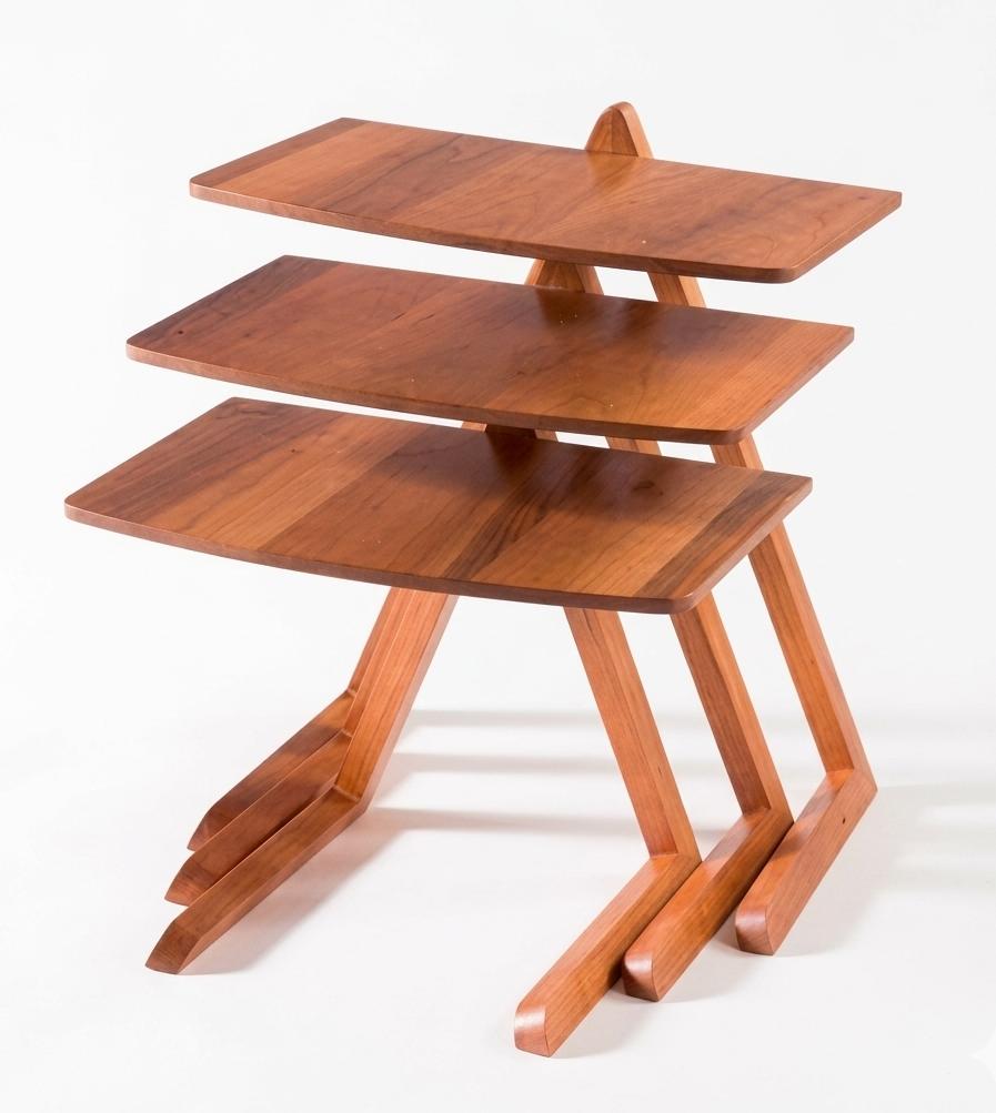 Set aus 3 modernen Beistelltischen mit elegantem Design