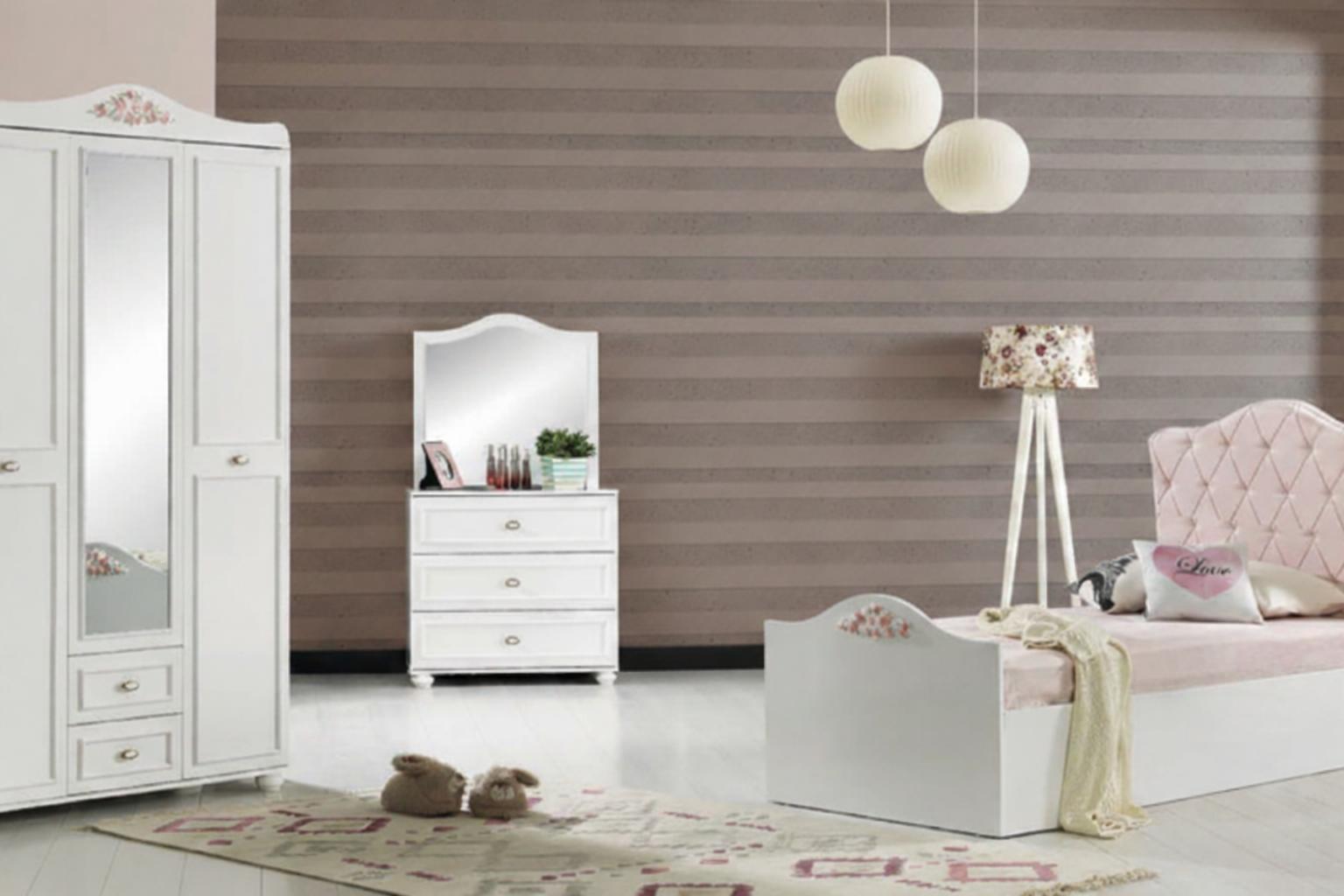 Stilvolles Schlafzimmer-Set mit Bett Kleiderschrank Schminktisch