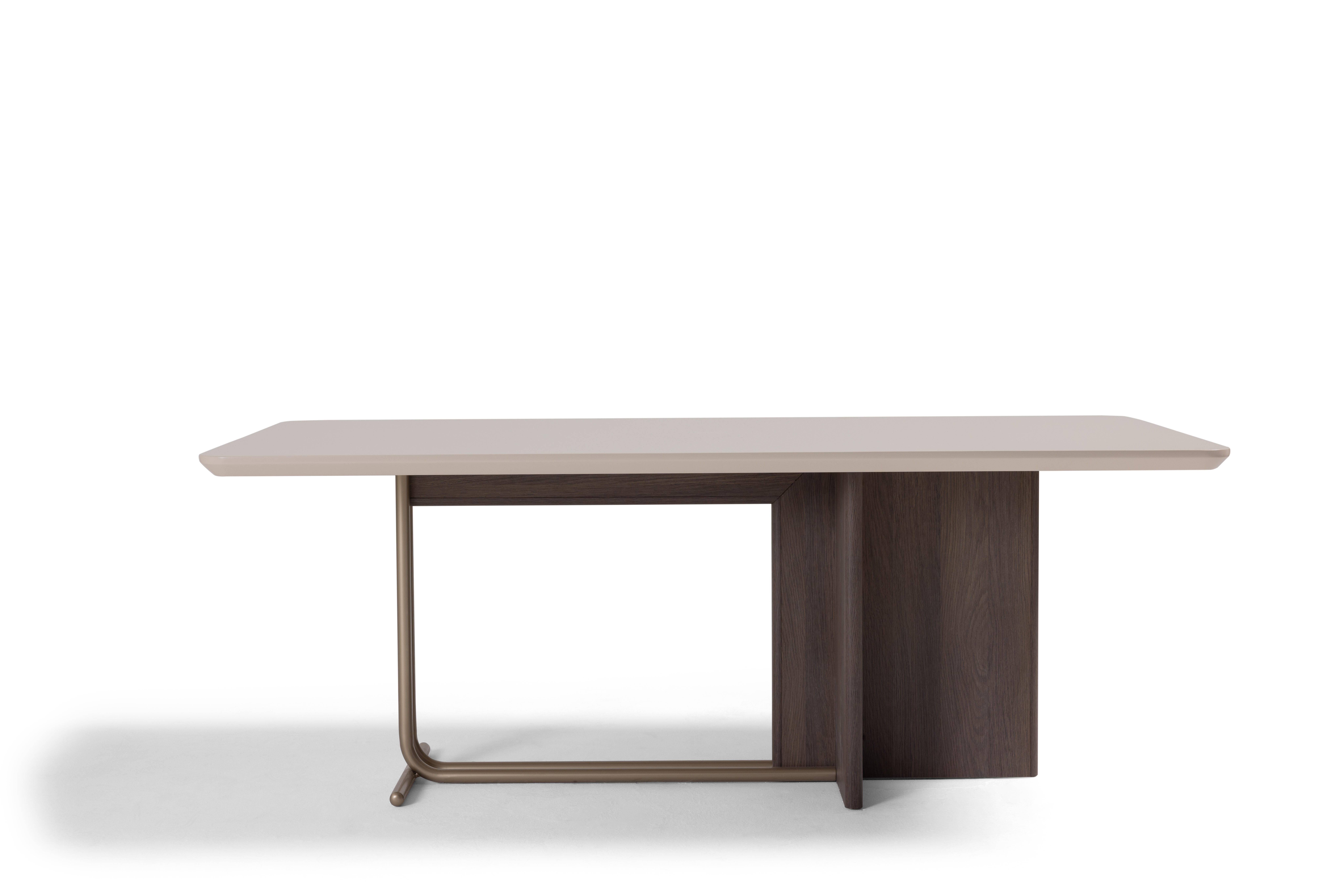 Moderner Esstisch Holzbeinen  Eleganter Metallbasis Beige Stilvolles