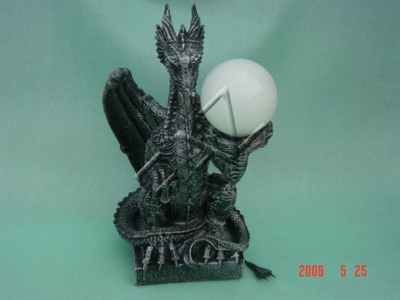 Design Figur Statue Skulptur Leuchten Leuchte Lampe Dekolampe Beleuchtung