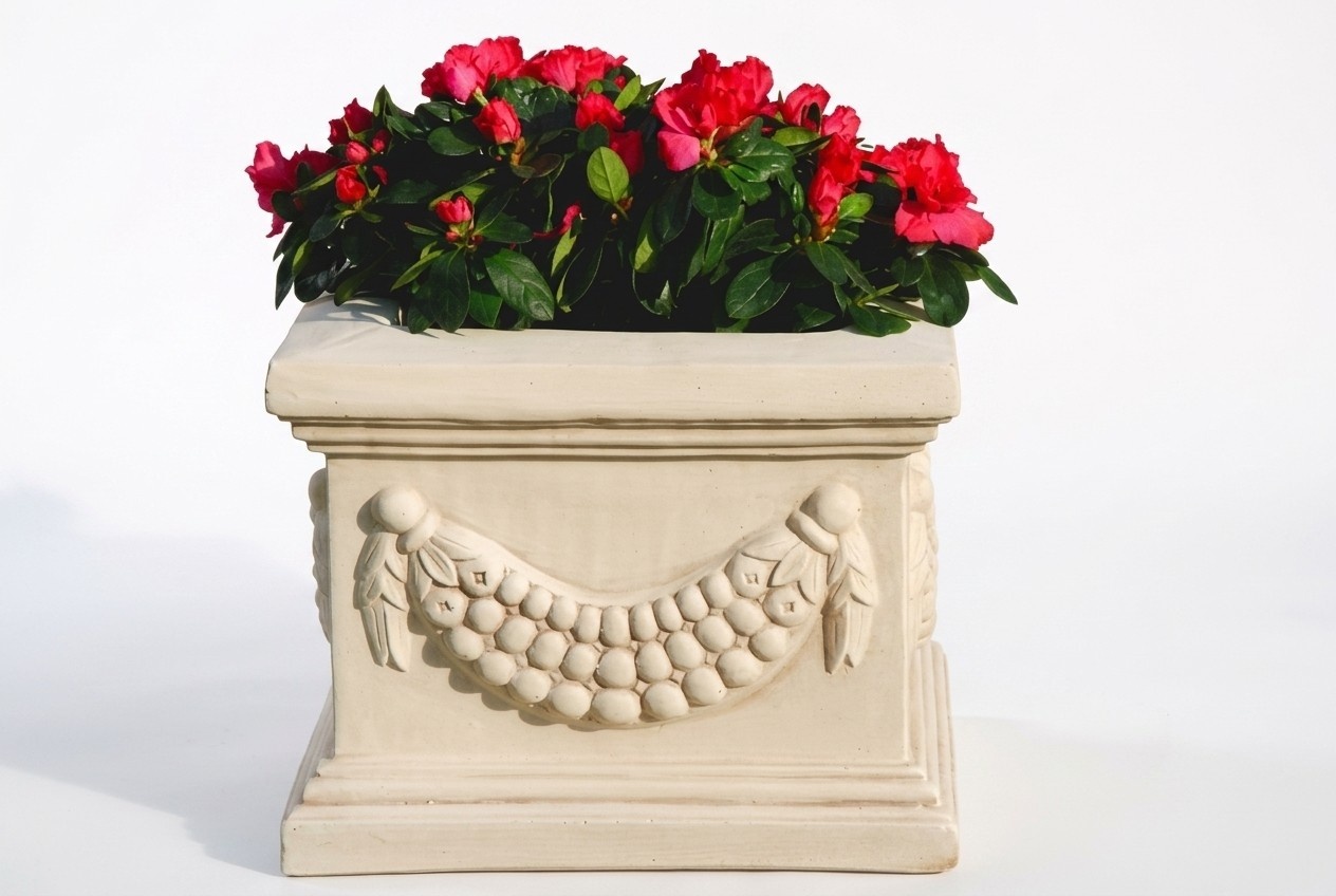 Blumenkorb Blumenkasten Blumen Gefäss Terrasse Dekoration Statue Figuren
