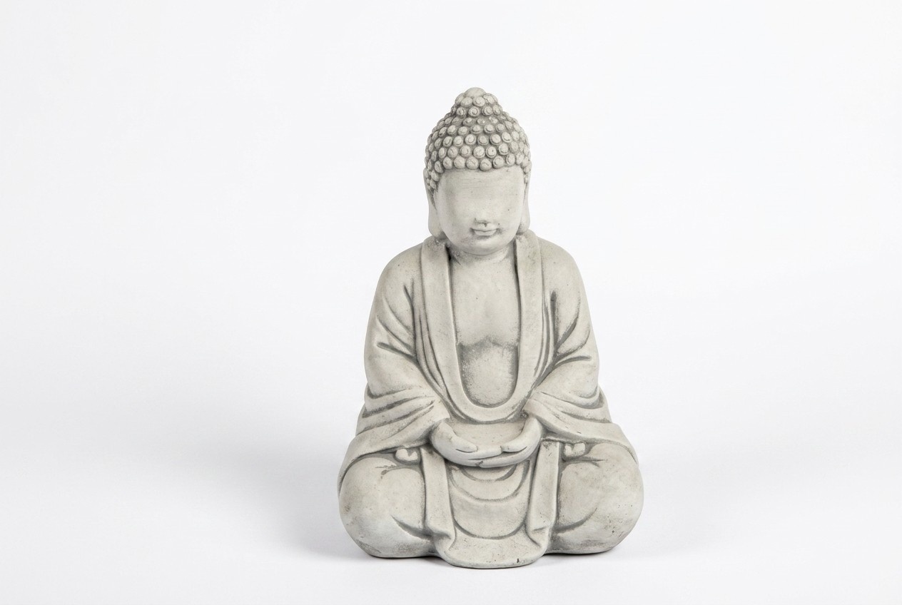 Buddha Skulptur in Steinoptik. Große Skulptur für Garten und Wohnbereich