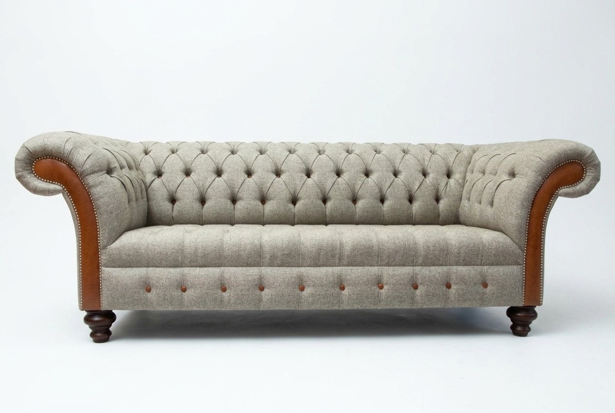 Chesterfield 3 Sitzers Klassische Luxus Barock Rokoko Couch Sofa Textil