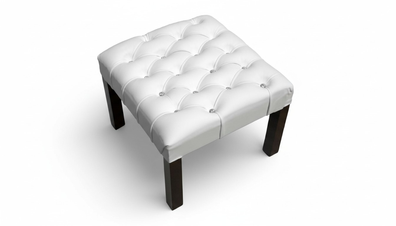 CHESTERFIELD HOCKER WINCHESTER FARBWAHL KRISTALLE CHAISELOUNGE ELEGANT ROYAL