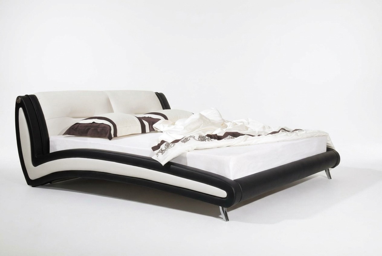 Designer Bett Betten Ehebett Doppelbett Polsterbett Schlafzimmer Lederbett Neu
