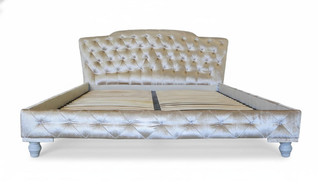 Designer Bett Polsterbett Ehebett königliche Betten Doppelbett Schlafzimmer NEU