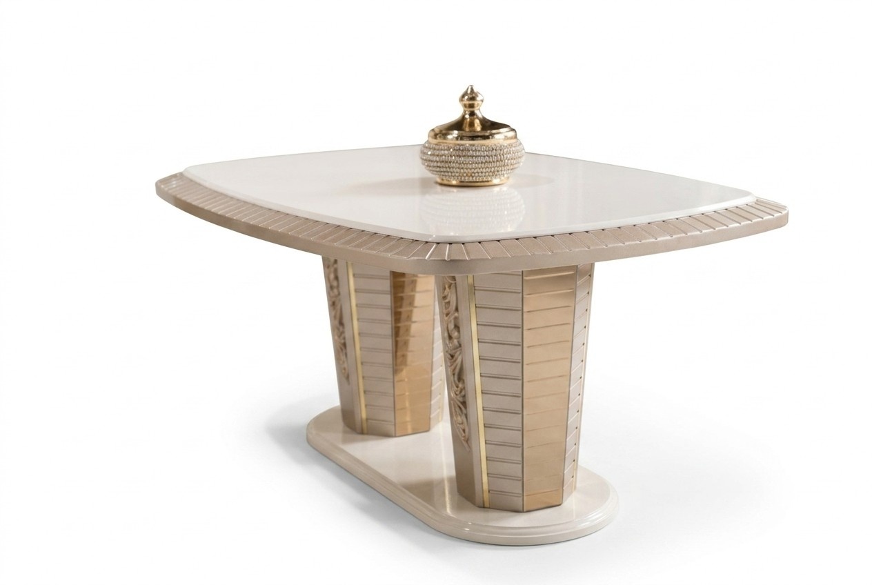 Eleganter Couchtisch aus Holz in Beige im modernen Design