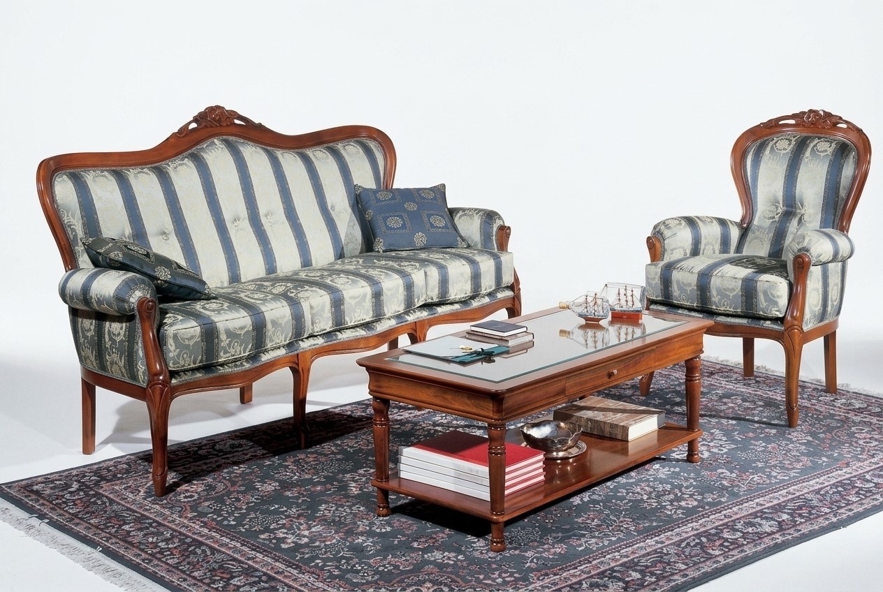Klassische Sofagarnitur Couch 3+1 Sitzer Sofa Couchen Italienische Möbel Textil