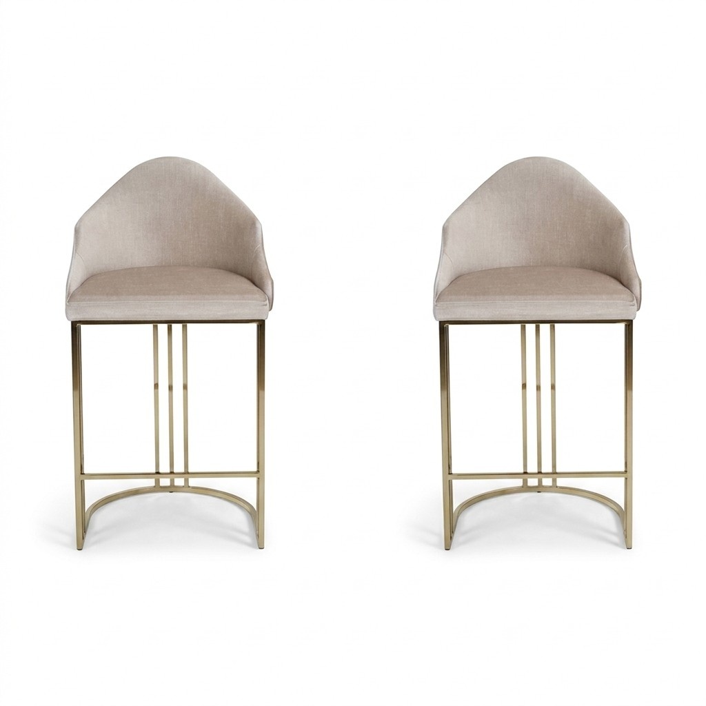 Luxus Esstisch 2x Stühle Beige Lehnstuhl Möbel Einrichtung Sitzpolster Stühle