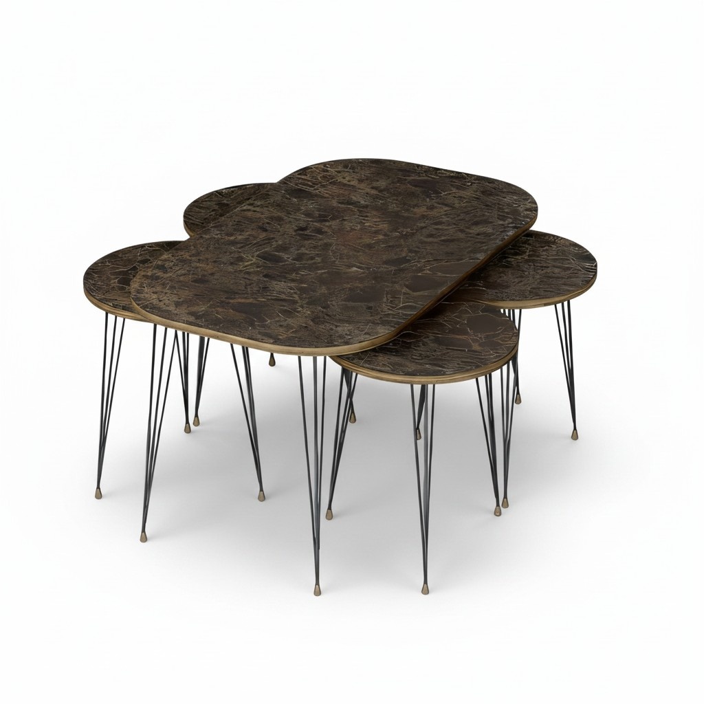 Moderner brauner Couchtisch aus Holz mit stilvollen Beistelltischen