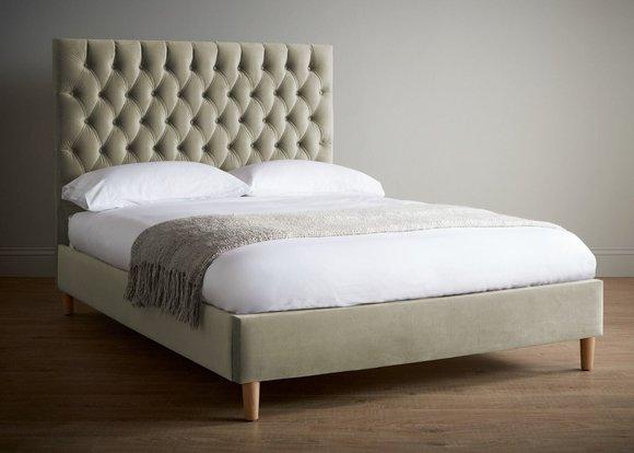 Chesterfield Design Polster Englisches Schwarz 140/160/180x200 Betten