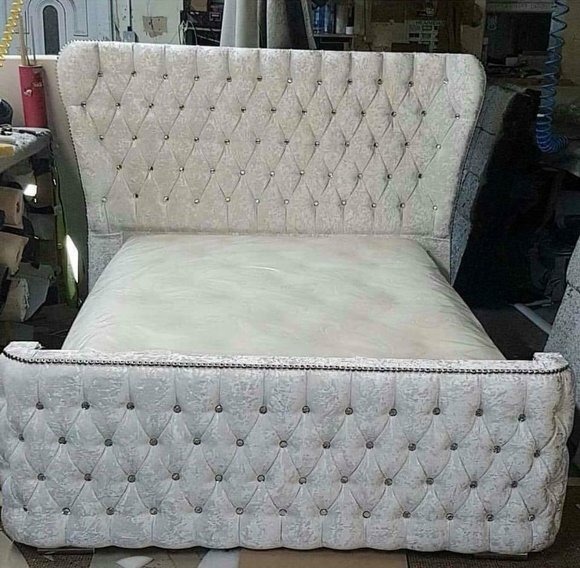 Chesterfield Bett Schlafzimmer Betten Textil 180x200cm Samt Big Hotel Betten Neu