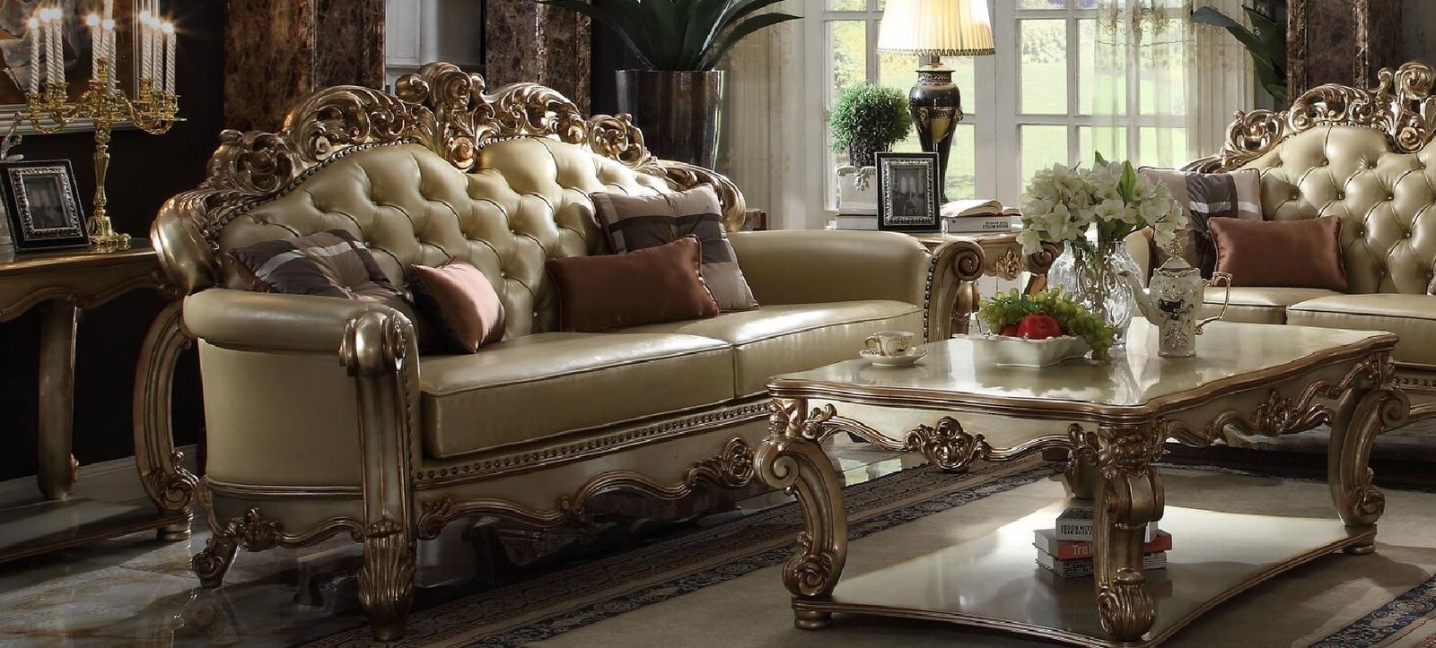 Klassischer Dreisitzer Couch Chesterfield Sofa Polster Sofas Couchen Barock neu