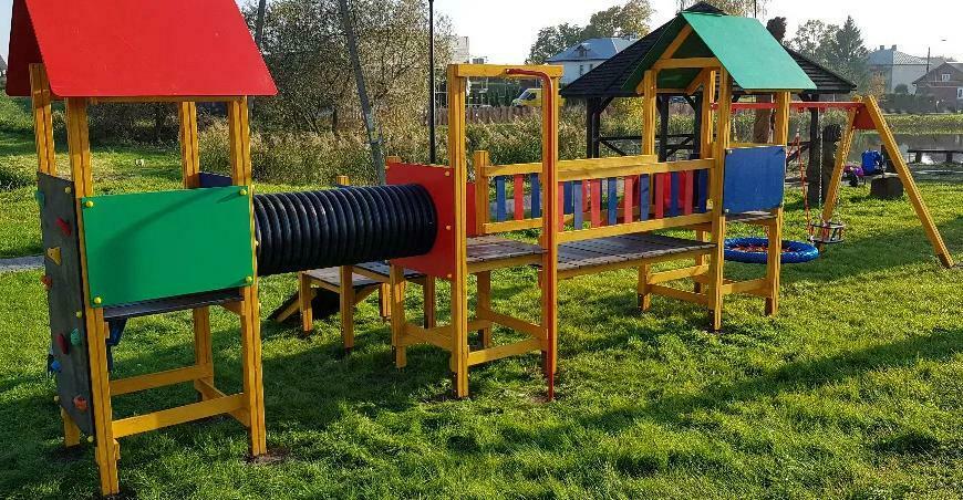 Spielturm Rutsche Kletterturm Spielhaus Spielplatz Outdoor Spielplätze Holz Neu