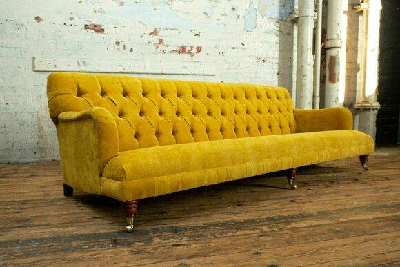 Klassische Chesterfield Sofa 4 Sitzer Sofas Couchen Leder Gelb Design