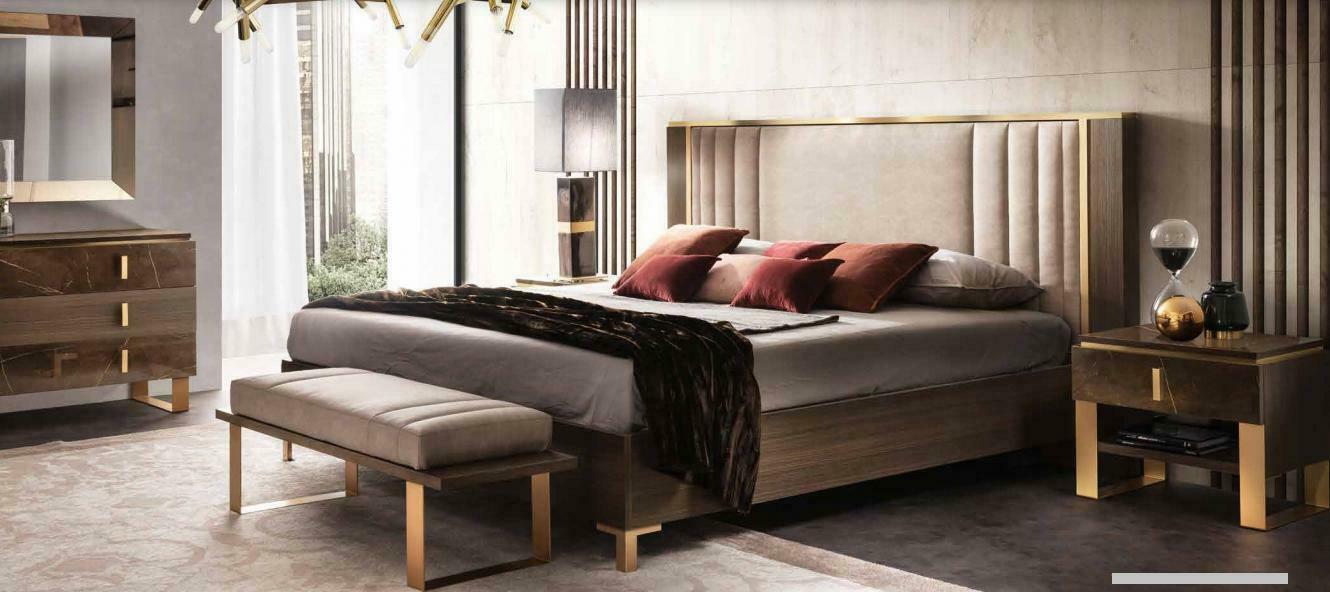 Klassisches 4tlg Schlafzimmer Modernes Set Bett Nachttisch Kommode arredoclassic