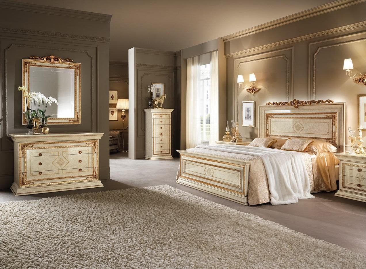 Möbel Schlafzimmer Set Design Bett 2x Nachttisch Kommode Spiegel 6tlg. Italien