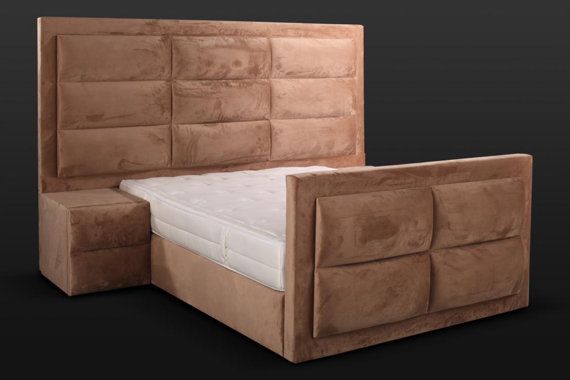 Klassisches Bett Holz braun Schlafzimmermöbel Design elegant Stoff neu-