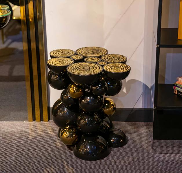 Beistelltisch Couchtisch Handgefertigter Designer-Tisch Couchtisch Braun Neu