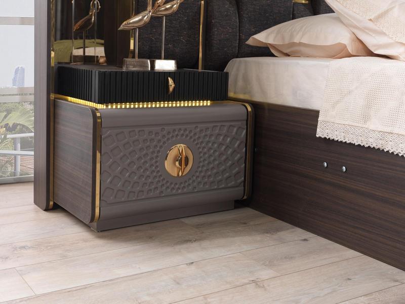Bett Nachttisch Braun im Schlafzimmer moderne Möbel stilvoller Möbel Luxus
