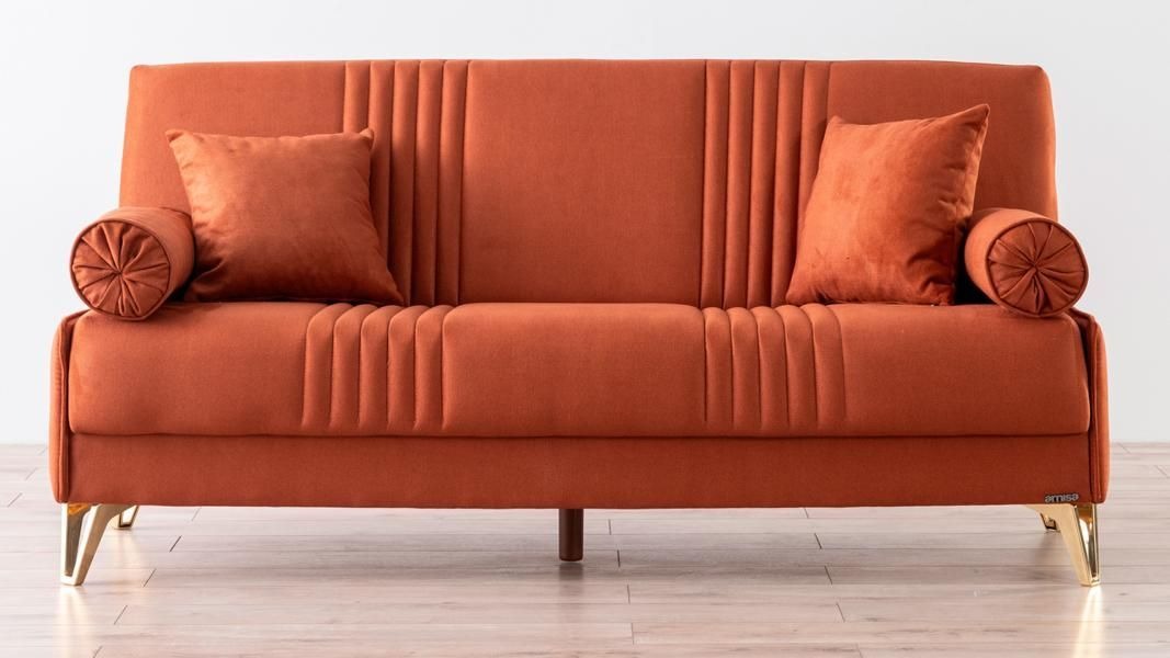 Luxuriöses Dreisitzer Sofa mit hochwertigem Stoffbezug in Beige und Orange