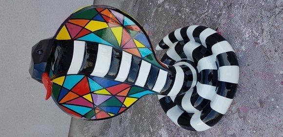 Handarbeit Abstrakte Figur Statue Design Bunte Statuen Skulptur 90cm Cobra