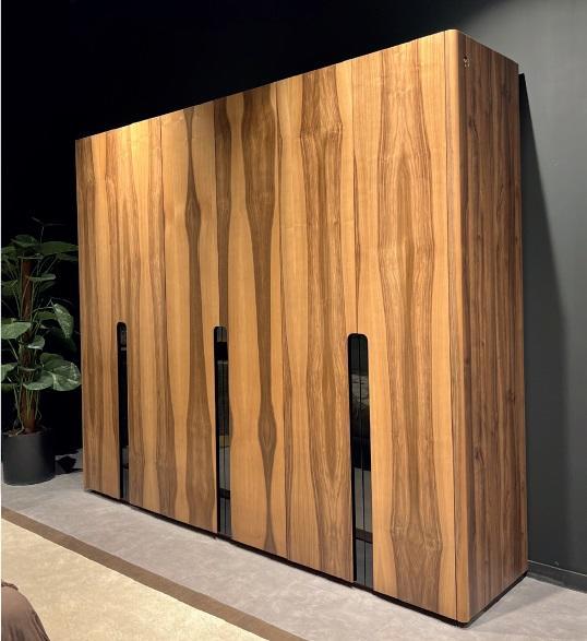 Sechstüriger Kleiderschrank Schrank Schlafzimmer Holz Möbel