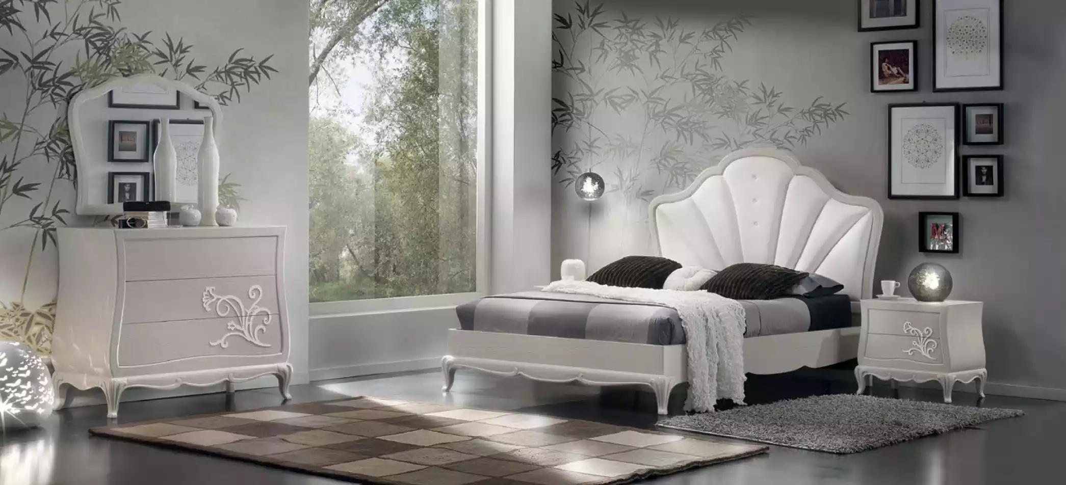Luxus Schlafzimmer Set 5tlg. Bett 2x Nachttische Kommode Designer Möbel