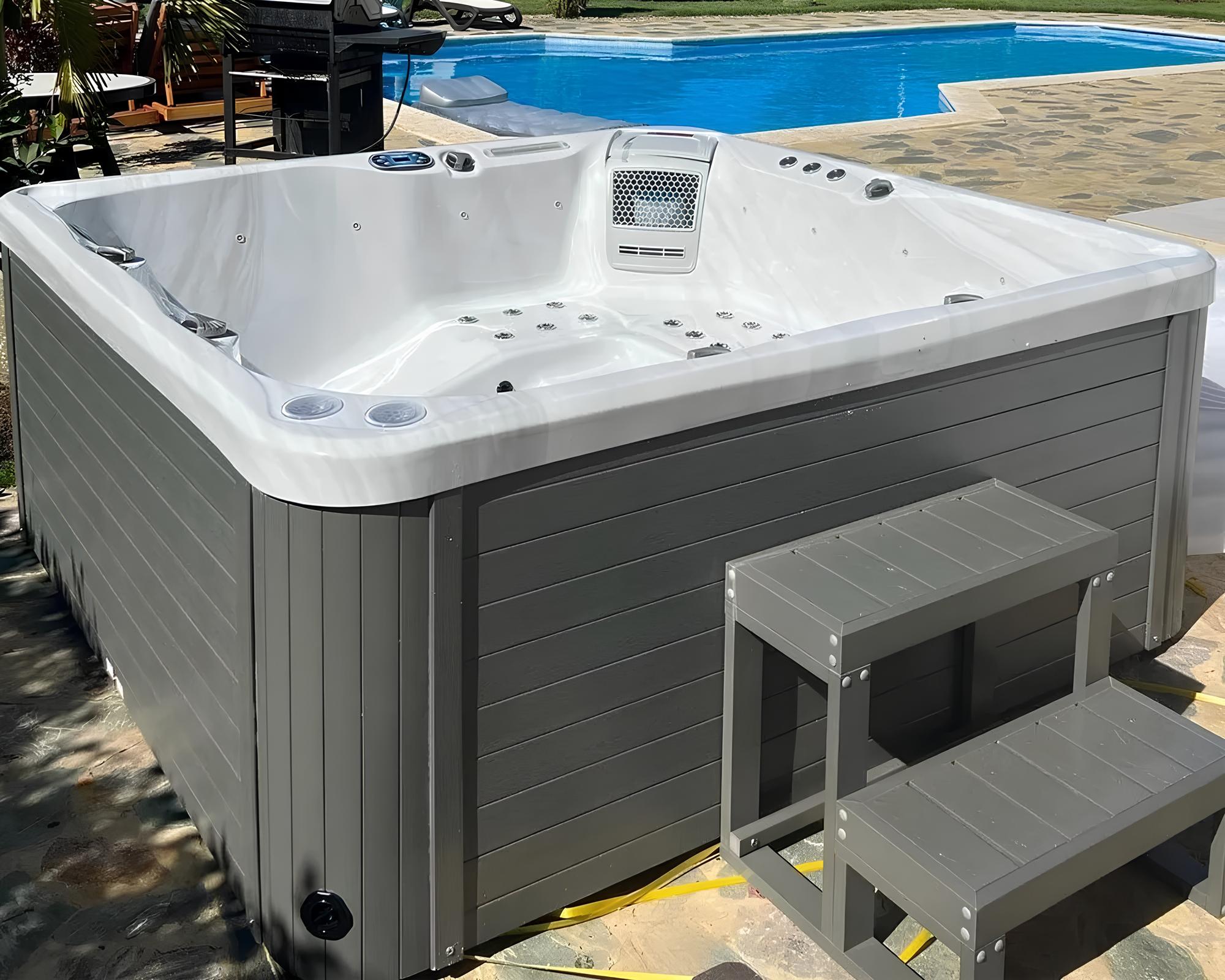 Whirlpool Outdoor Spa Hot Tub Warmwasserbad Whirlwanne Außenwhirlpool 200x200 cm