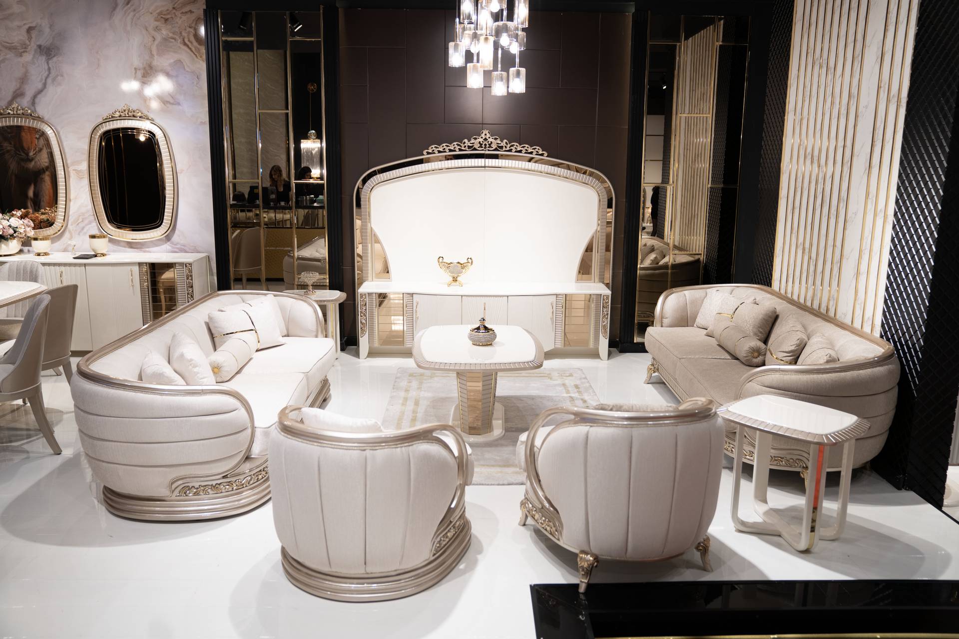 Wohnzimmer-Set aus Holz und Textil in Beige, modern, stilvoll