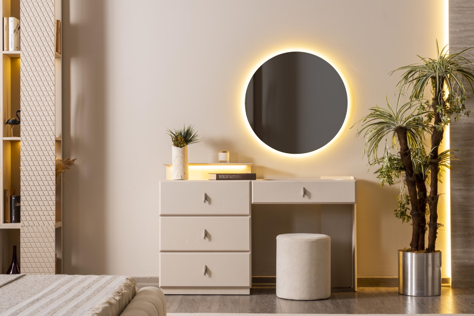 Schminktisch Eine praktische Lösung für Ihr Schlafzimmer mit modernem Design.