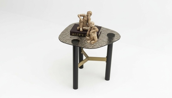 Design Beistelltisch Schwarz mit Glasplatte und Goldakzenten
