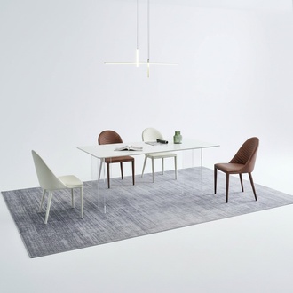 Esszimmer Möbel Weißer Esstisch 4x Kunstleder Design Stühle Essgruppe