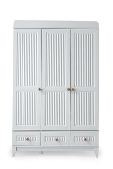 Kleiderschrank Modernes Design Großzügiger Stauraum Elegante Details Stilvoll