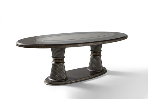 Moderner Esstisch aus Holz in Silber elegant und stilvoll